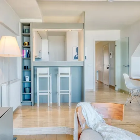 Stunning Seaview With Parking شقة