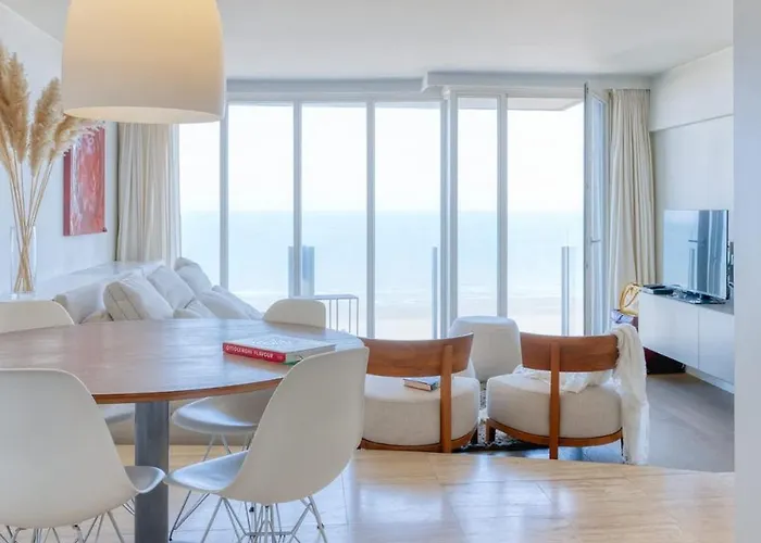 Stunning Seaview With Parking *