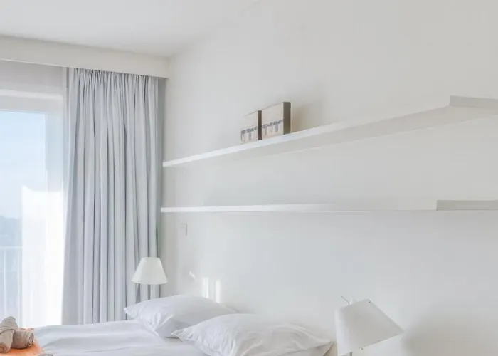 Stunning Seaview With Parking