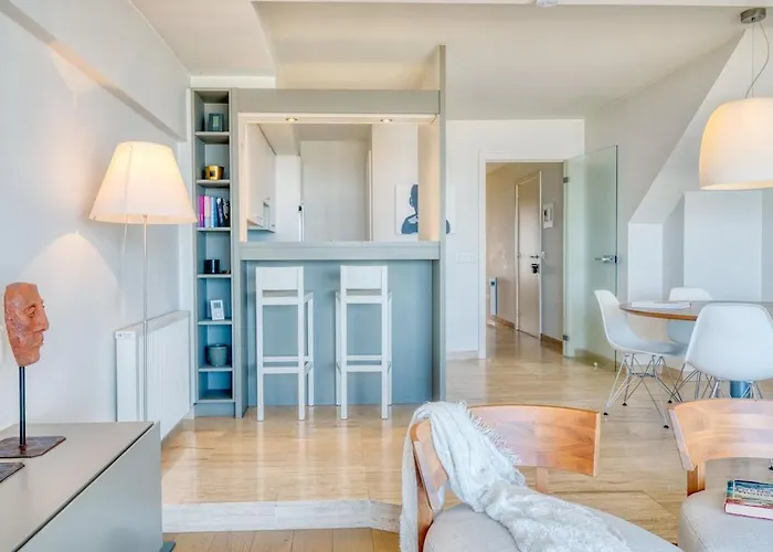 Stunning Seaview With Parking شقة