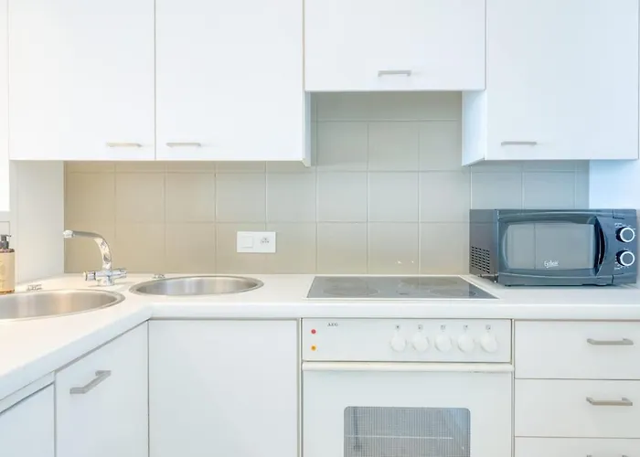 Stunning Seaview With Parking شقة *