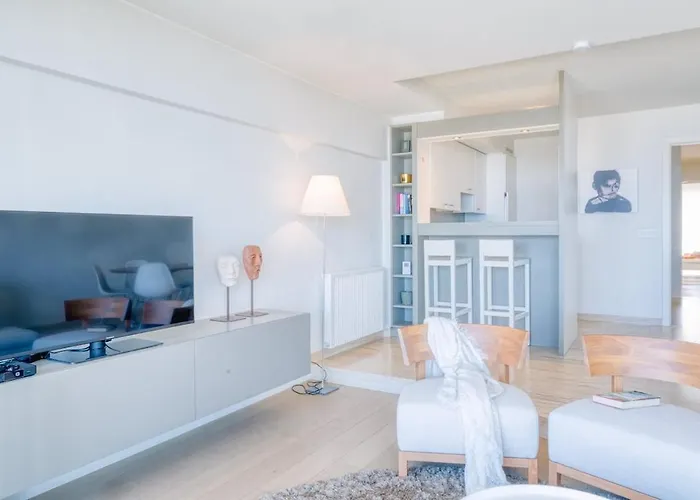 Stunning Seaview With Parking