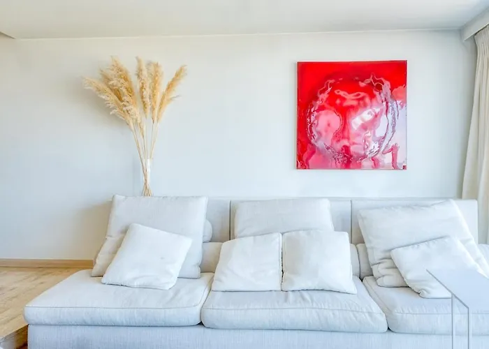 Stunning Seaview With Parking شقة